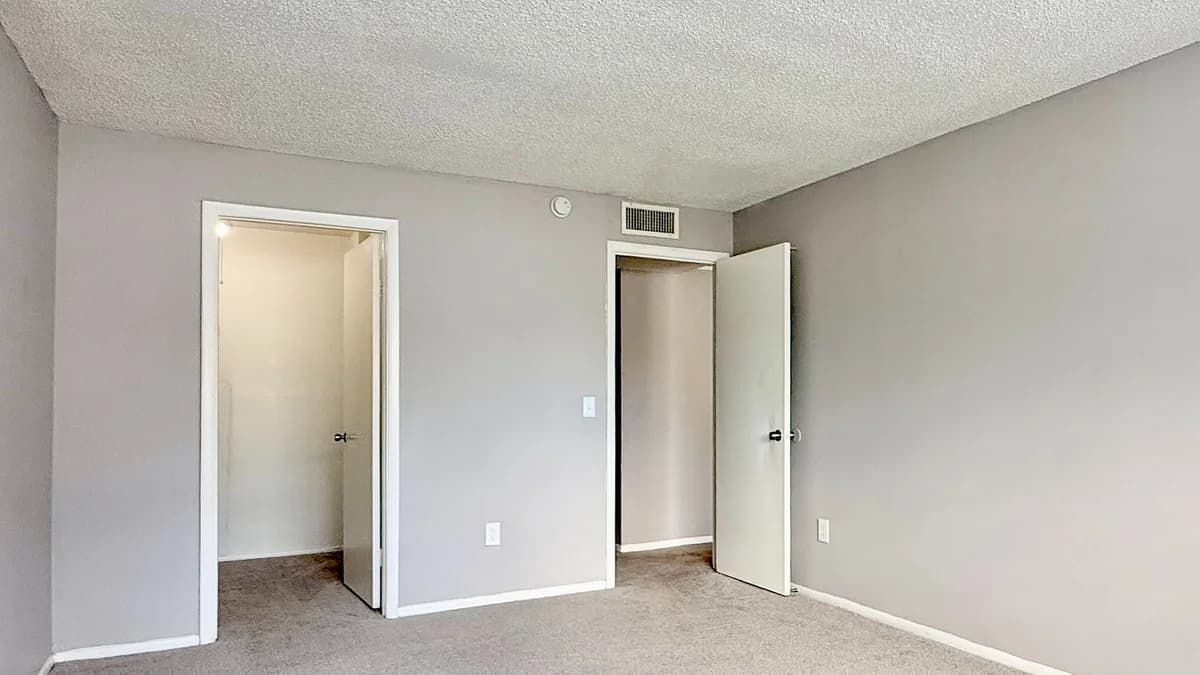 Central Park at East Bay - Apartment - 53