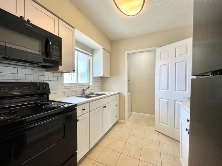 St. Petersburg apartments for rent - image - image-32.jpg