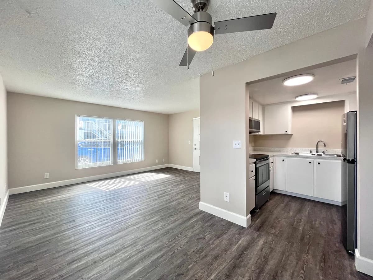 St. Petersburg apartments for rent - Property image - Raven at Monterey Apartments - 3
