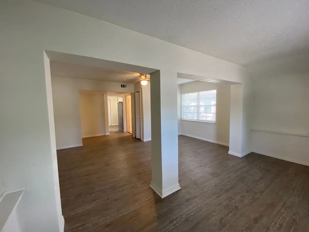 St. Petersburg apartments for rent - Property image - 3935 18th Ave S - 3