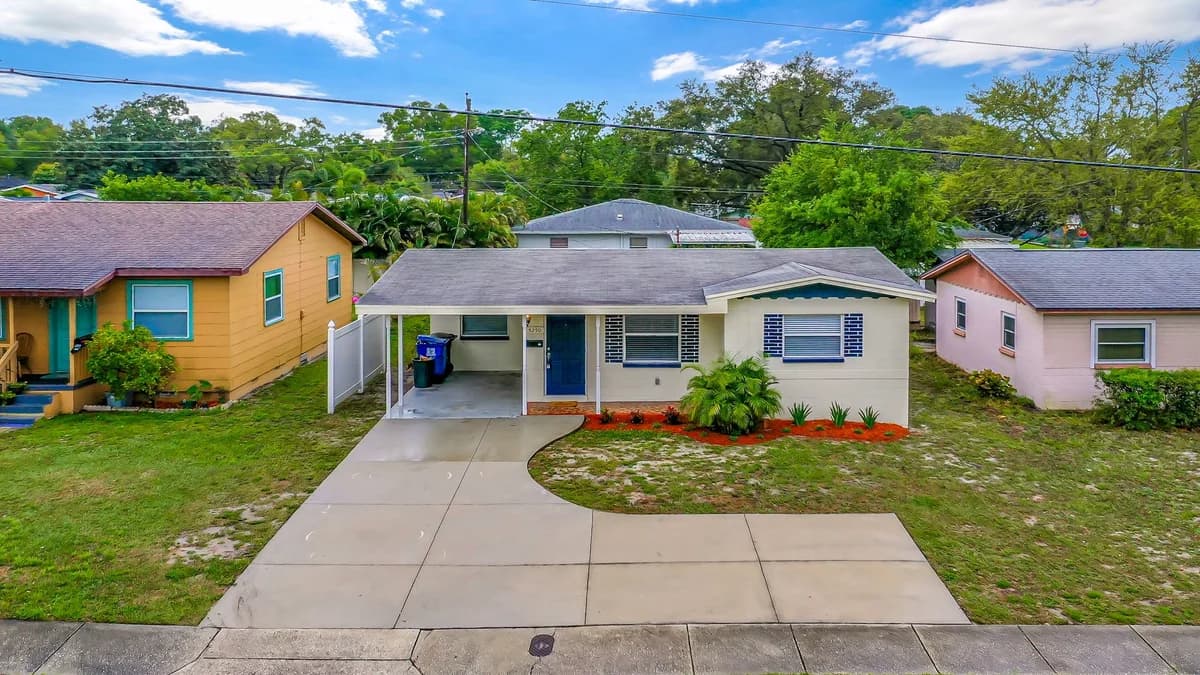 St. Petersburg apartments for rent - Property image - 5250 22nd Ave N. - 2