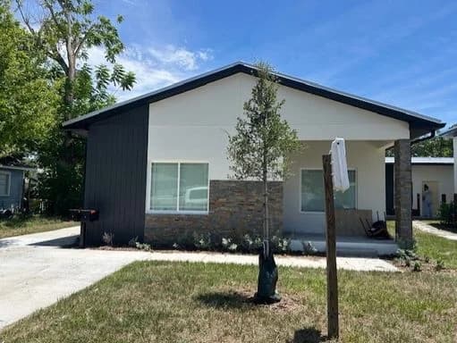 St. Petersburg apartments for rent - Property image - 2020 14th Ave S - 2