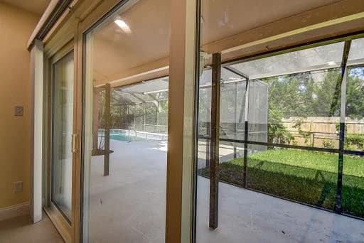 St. Petersburg apartments for rent - Property image - 1247 Monticello Boulevard - 3