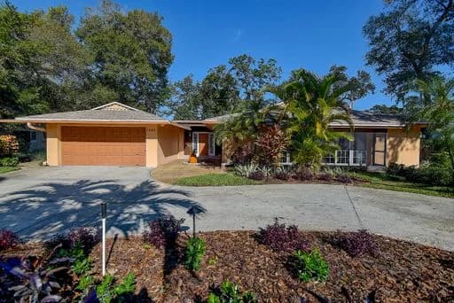 St. Petersburg apartments for rent - Property image - 1247 Monticello Boulevard - 1
