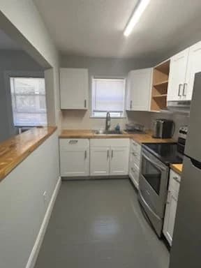 St. Petersburg apartments for rent - Property image - 3953 Haines Road N - 3