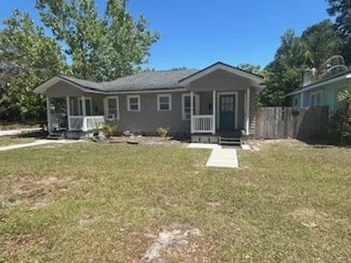St. Petersburg apartments for rent - Property image - 3953 Haines Road N - 2