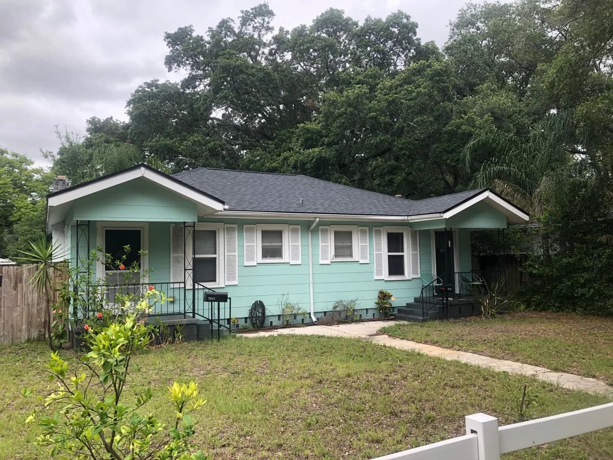 St. Petersburg apartments for rent - Property image - 3955 Haines Road North - 2