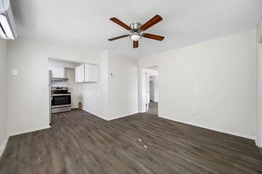 St. Petersburg apartments for rent - Property image - 3901 5th Ave N - 3