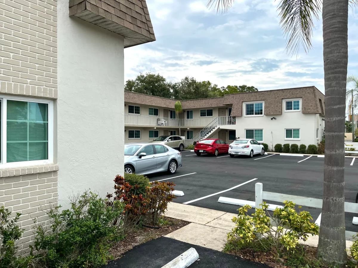 St. Petersburg apartments for rent - Property image - Raven at Bay Pines Apartments - 3