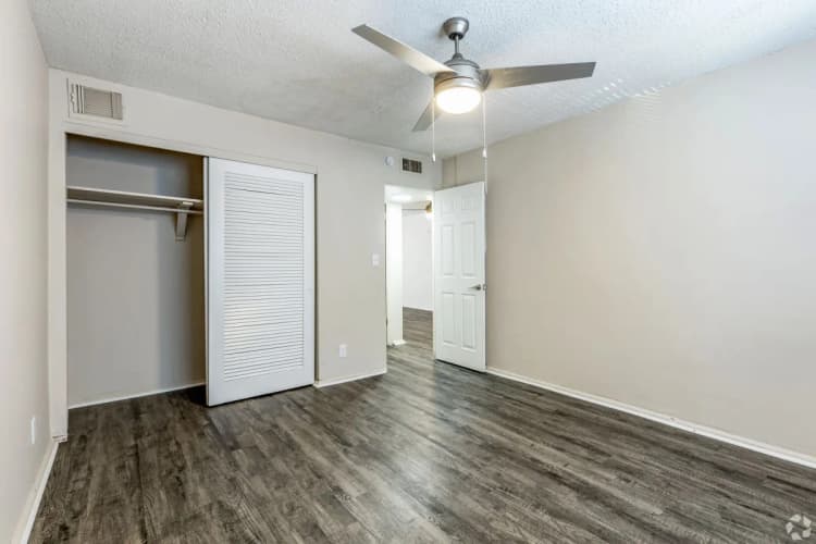 St. Petersburg apartments for rent - image - 7_casadova-1920w.webp