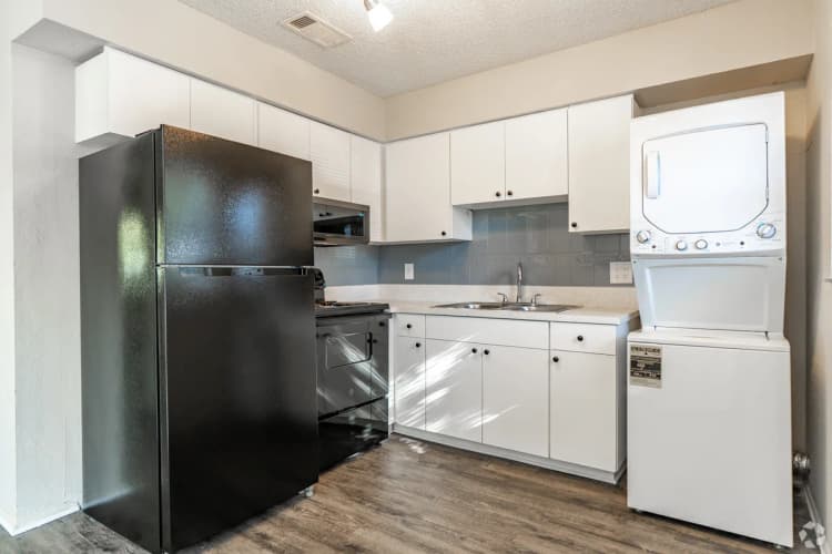 St. Petersburg apartments for rent - image - 1_raven_park_place_raven.jpg