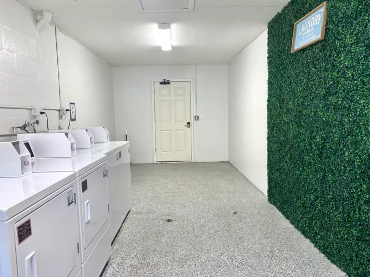 St. Petersburg apartments for rent - image - 7_raven_park_place.jpg