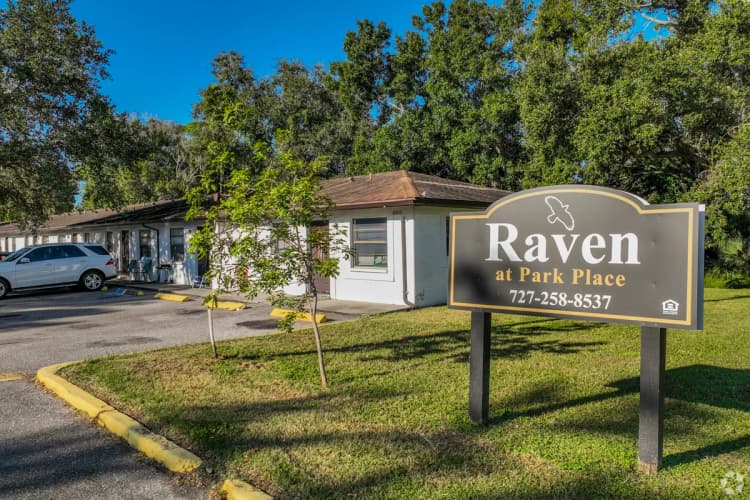 St. Petersburg apartments for rent - image - 18_raven_park_place.jpg
