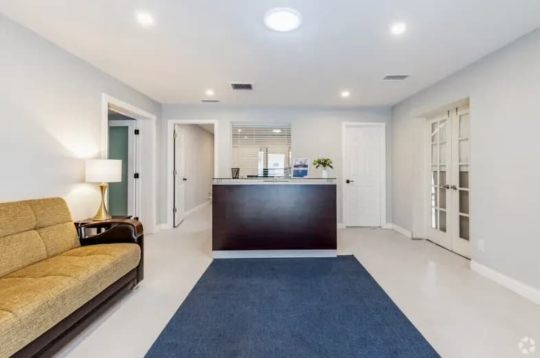 St. Petersburg apartments for rent - image - 23.+office-1920w.webp