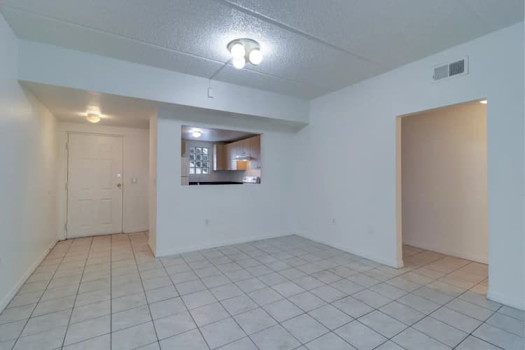 St. Petersburg apartments for rent - image - imgi_11_northside-villas-3x2-5.webp