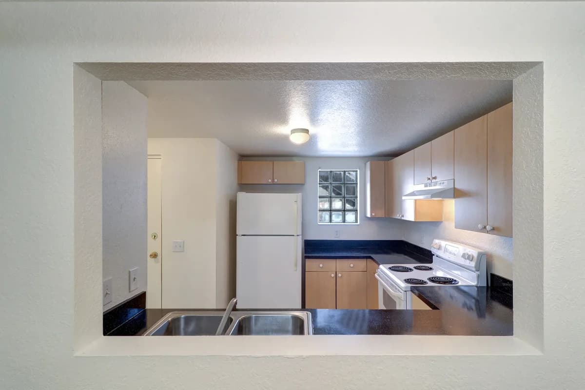 St. Petersburg apartments for rent - image - northside-villas-3x2-8.webp
