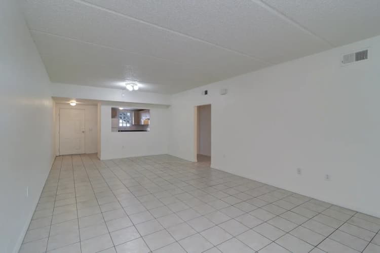 St. Petersburg apartments for rent - image - imgi_9_northside-villas-3x2-3.webp