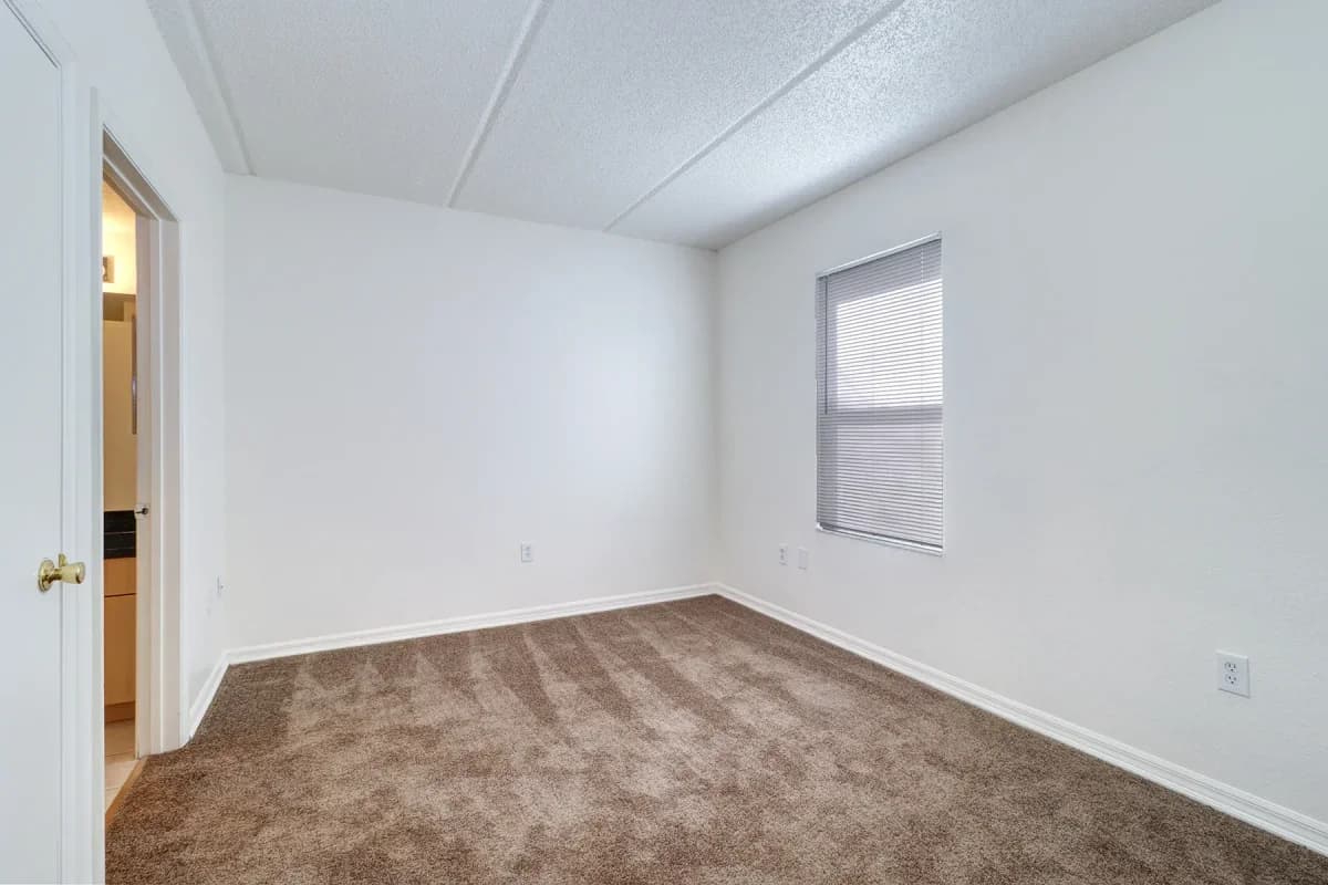 St. Petersburg apartments for rent - image - imgi_18_northside-villas-3x2-12.webp