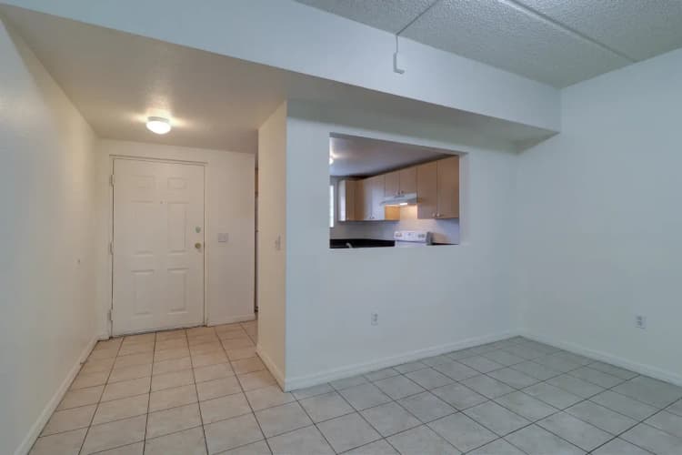 St. Petersburg apartments for rent - image - imgi_12_northside-villas-3x2-6.webp