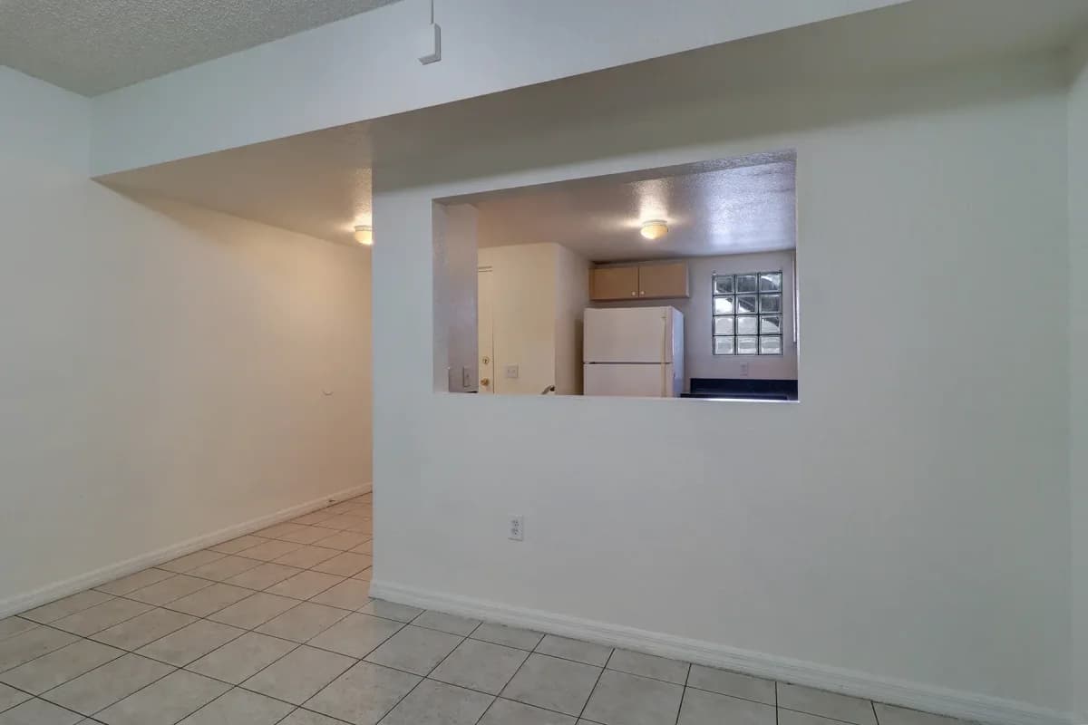 St. Petersburg apartments for rent - image - imgi_13_northside-villas-3x2-7.webp