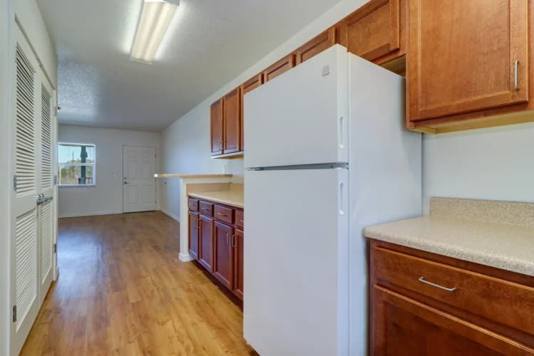 St. Petersburg apartments for rent - image - imgi_20_cypress-pointe-2x1-9.webp