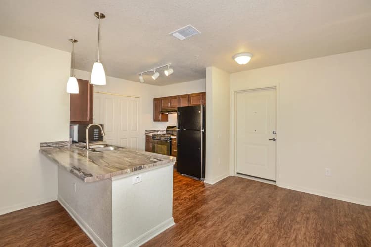 St. Petersburg apartments for rent - image - Burlington-Park-_1486-web.jpg