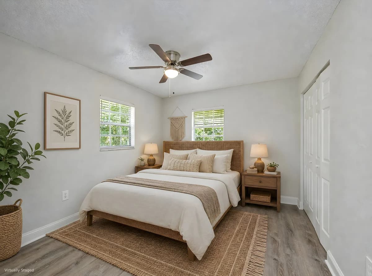 St. Petersburg apartments for rent - image - Sand Dollar Elite - Bedroom (Staged)