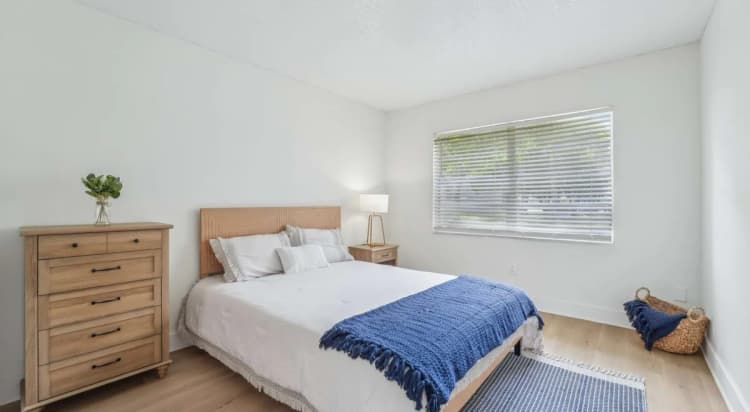 St. Petersburg apartments for rent - image - Atlas at Bay Point - Bedroom 2.jpg