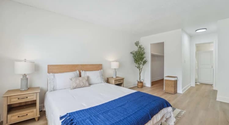 St. Petersburg apartments for rent - image - Atlas at Bay Point - Bedroom 1.jpg