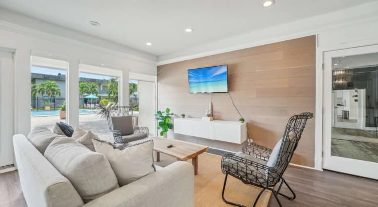 St. Petersburg apartments for rent - image - Atlas at Bay Point - Hall Room.jpg