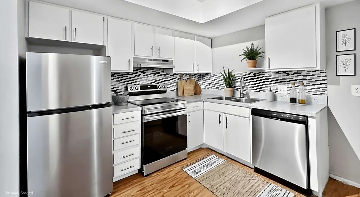 St. Petersburg apartments for rent - image - Central Park at East Bay - Kitchen 1.jpeg