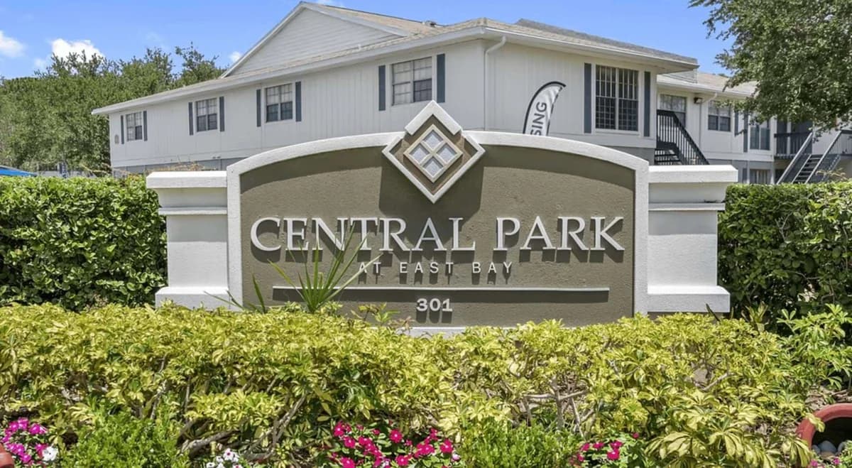 St. Petersburg apartments for rent - image - Central Park at East Bay - Building 1.jpg