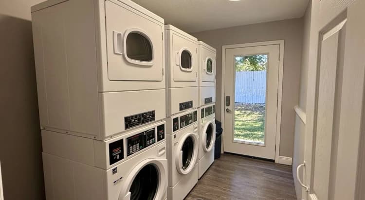 St. Petersburg apartments for rent - image - Central Park at East Bay - Laundry Room.jpeg