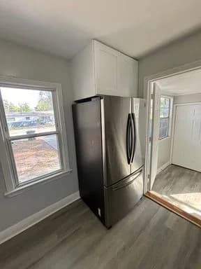 St. Petersburg apartments for rent - Property image - 2912 23rd St N - 3
