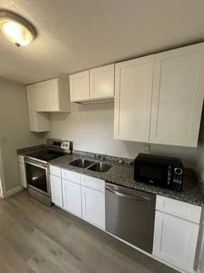 St. Petersburg apartments for rent - Property image - 2912 23rd St N - 2