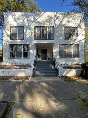 St. Petersburg apartments for rent - Property image - 715 8th St N - 1