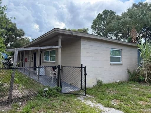 St. Petersburg apartments for rent - Property image - 1339 28th St S - 1