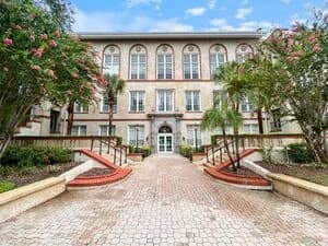 St. Petersburg apartments for rent - Property image - 5724 La Puerta Del Sol Blvd S - 2