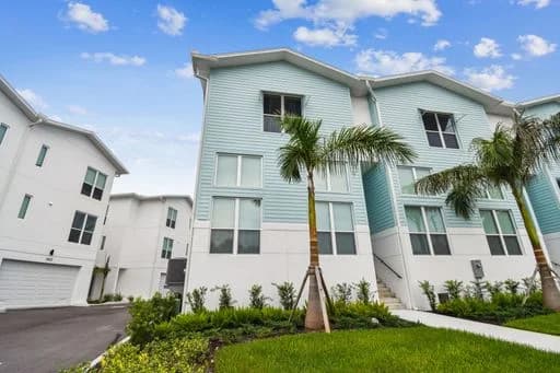 St. Petersburg apartments for rent - Property image - 3826 Pompano Dr SE - 1