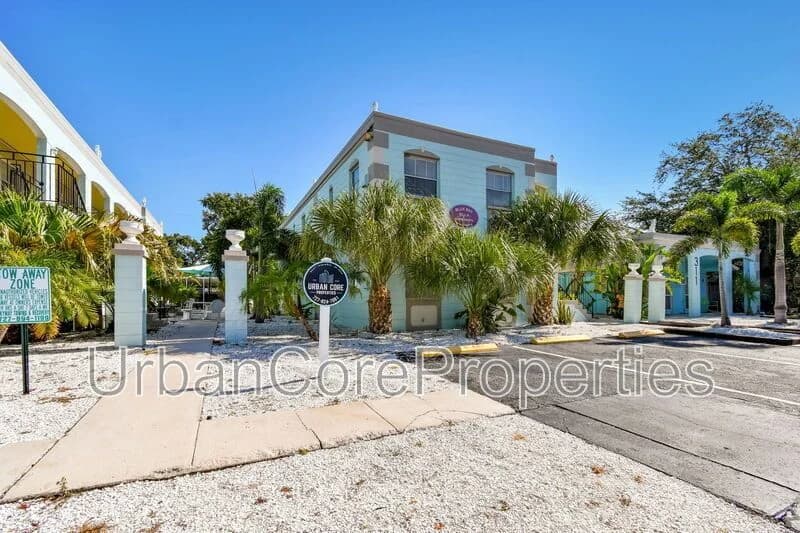 St. Petersburg apartments for rent - Property image - 321 24th Ave N - 1