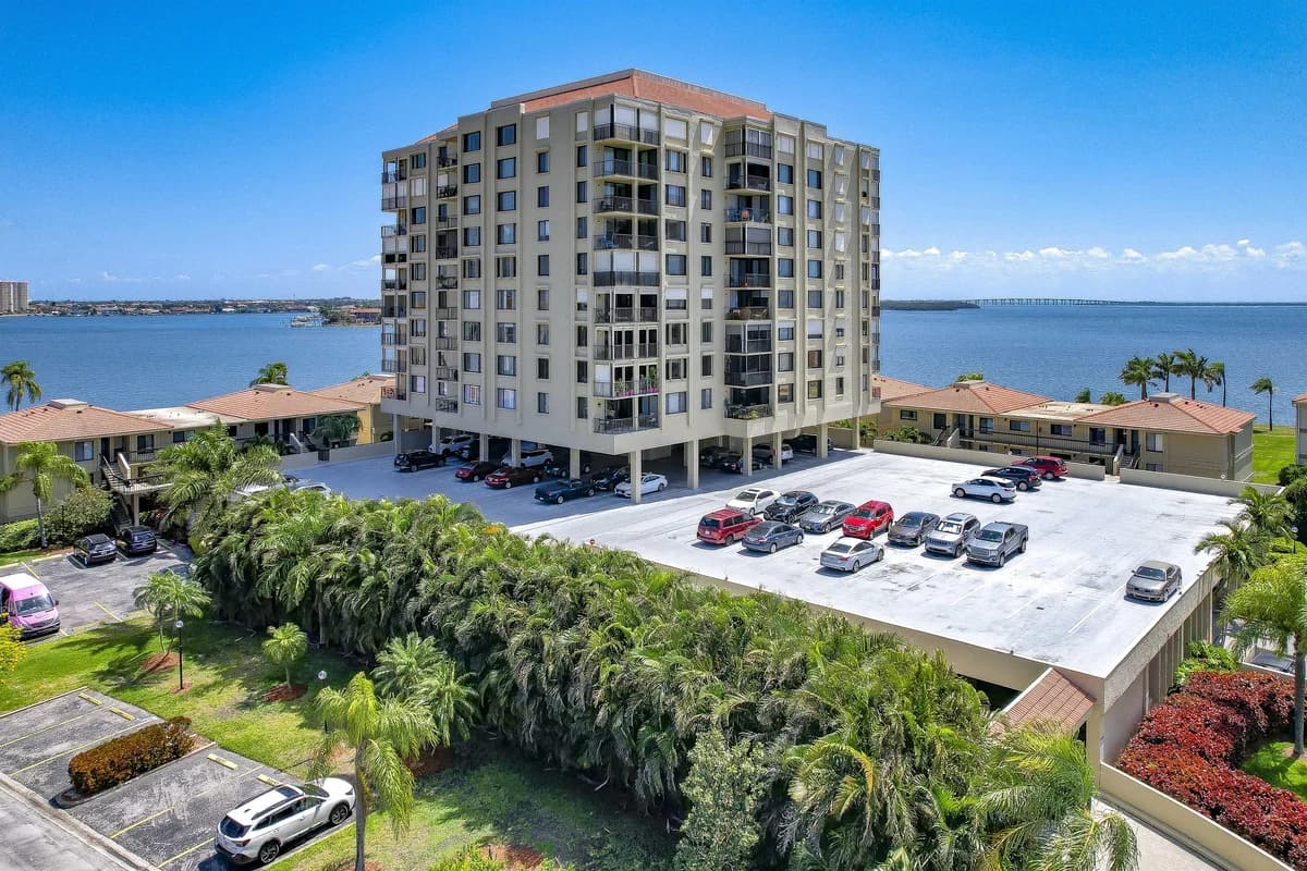 St. Petersburg apartments for rent - Property image - 6322 Palma Del Mar Boulevard South - 1