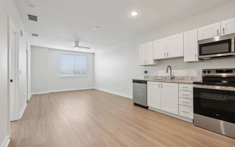 St. Petersburg apartments for rent - image - Flats on 4th - 6.webp
