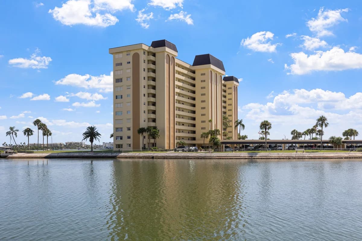 St. Petersburg apartments for rent - image - image-1.jpg