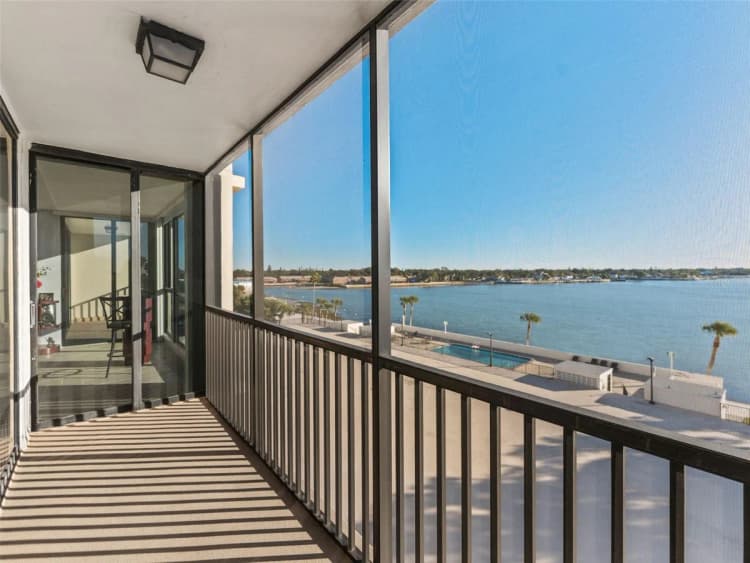 St. Petersburg apartments for rent - image - image-1.jpg